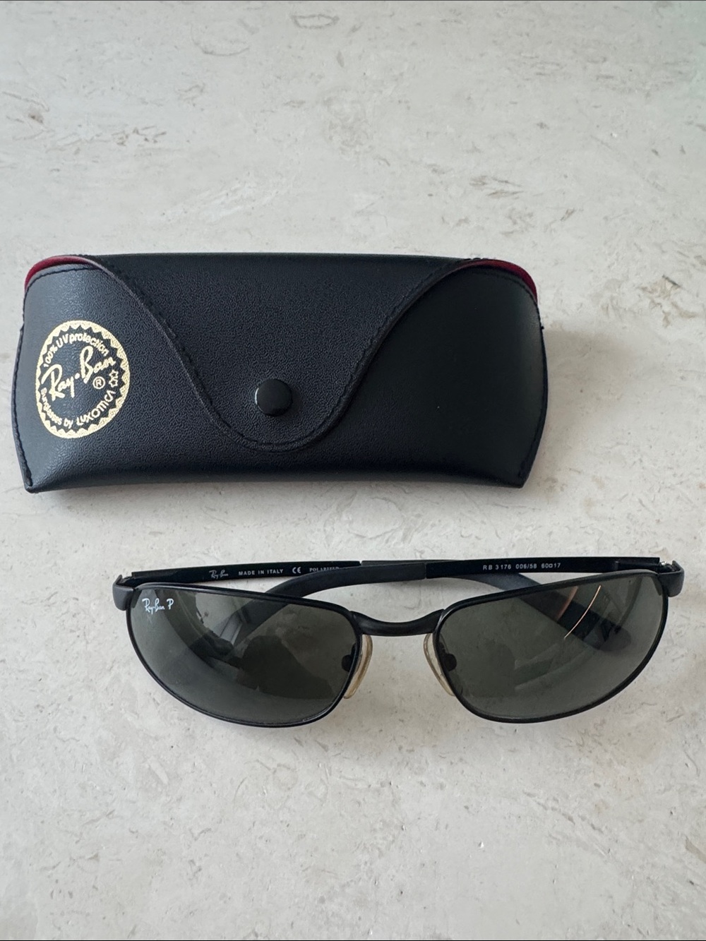 Ray-Ban Black Frame Sunglasses with Case
